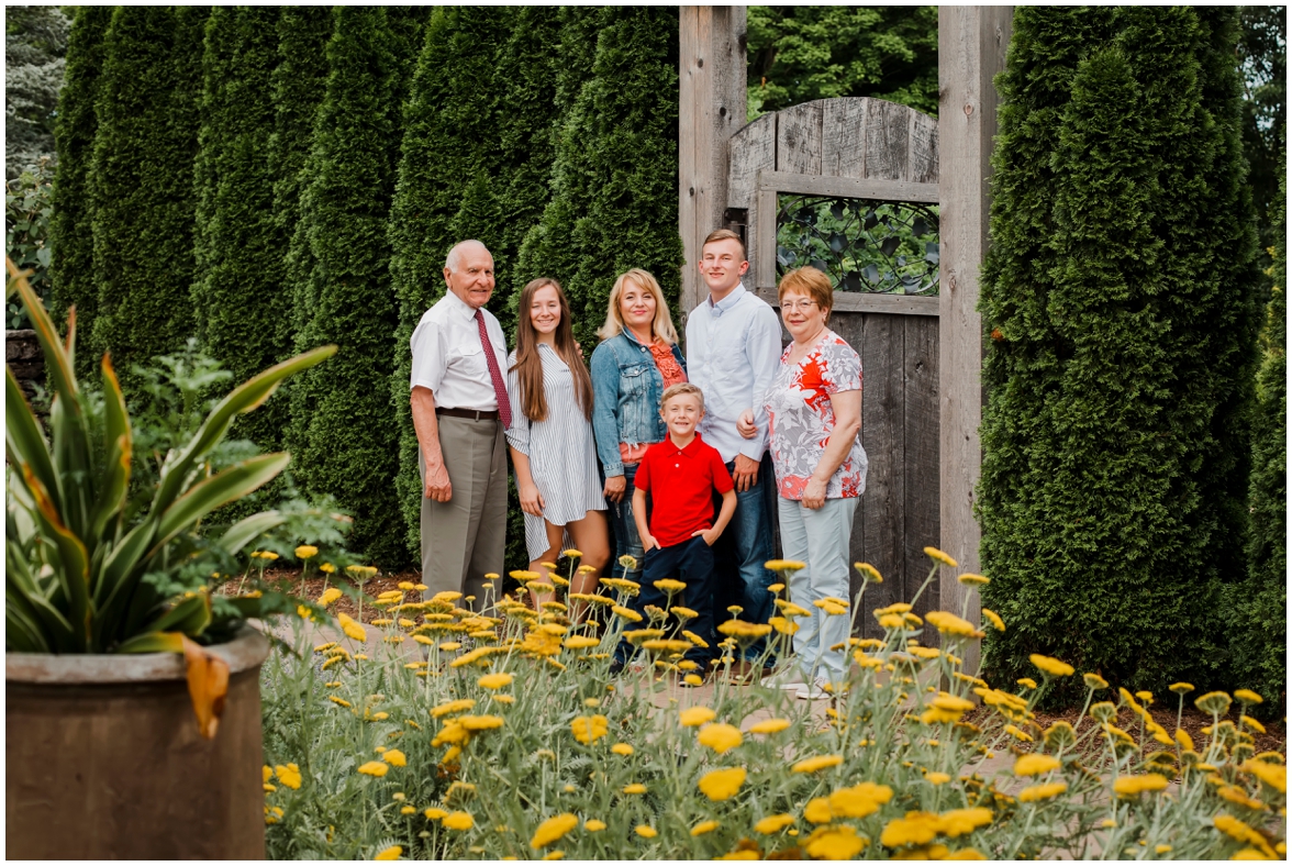 best knoxville photographer sarah keenan westlabd farms studio family wedding