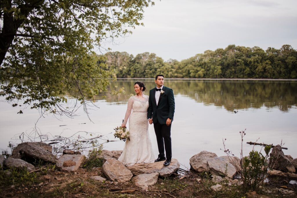 best nashville wedding photographer knoxville sarah keenan studios outer banks desintination wedding williamsburg photography